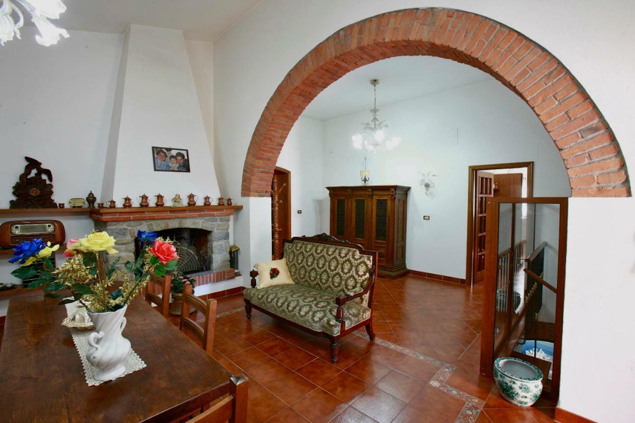 Hotel Casa Il Ceppo à Arezzo Extérieur photo